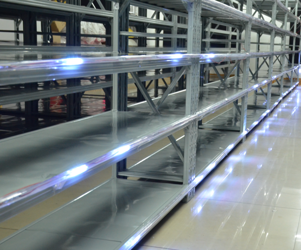 電子料智能貨架亮燈揀貨系統能将錯揀率穩定控制在 0.1% 以下